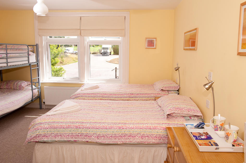 Holbrook Bed And Breakfast Шефтсбери Номер фото